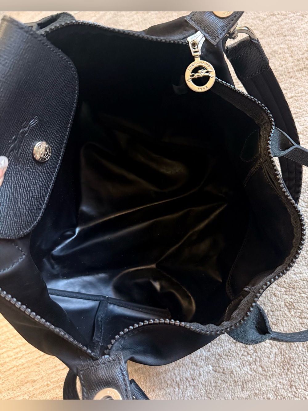 LONGCHAMP Le Pliage Neo Nylon Top Handle Bag Black with Long Strap - Picture 9 of 12